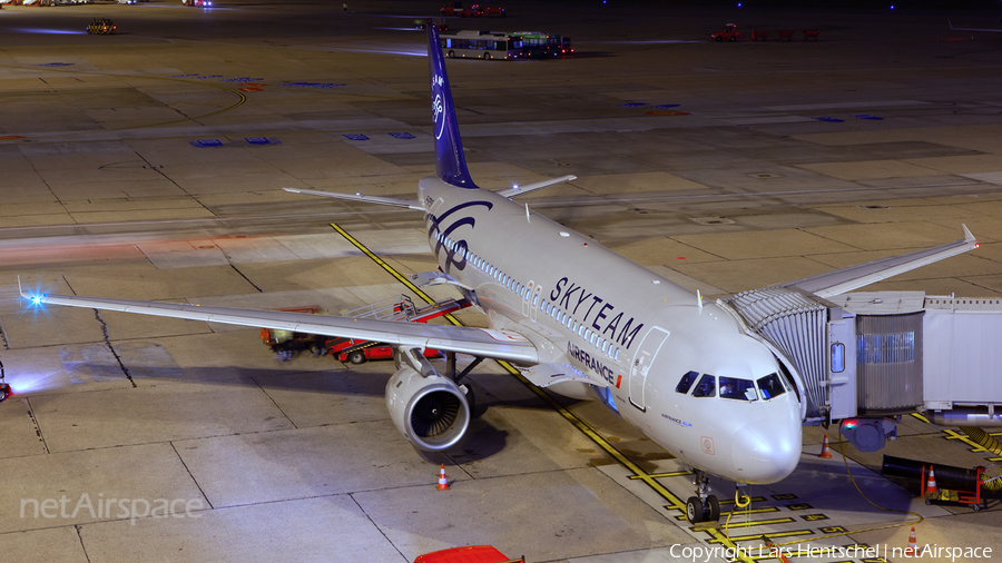 Air France Airbus A320-211 (F-GFKS) | Photo 445166
