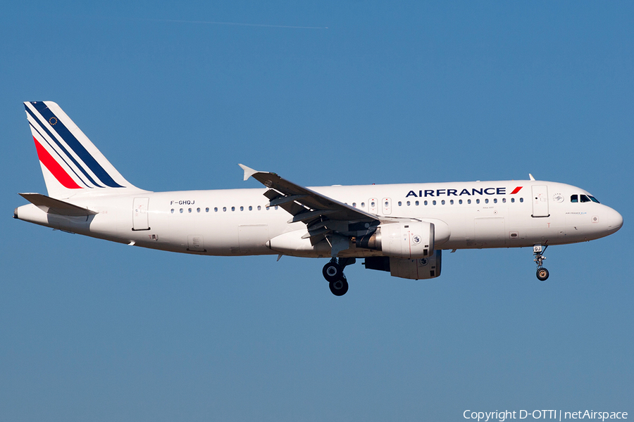 Air France Airbus A320-211 (F-GHQJ) | Photo 371542