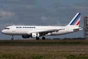 Air France Airbus A320-211 (F-GHQL) at  Paris - Charles de Gaulle (Roissy), France