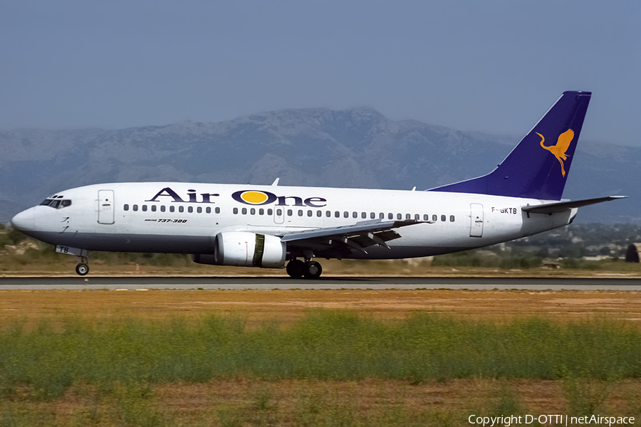 Air One Boeing 737-3M8 (F-GKTB) | Photo 429337