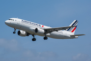 Air France Airbus A320-214 (F-GKXC) at  Porto, Portugal