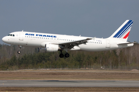 Air France Airbus A320-214 (F-GKXJ) at  Stockholm - Arlanda, Sweden