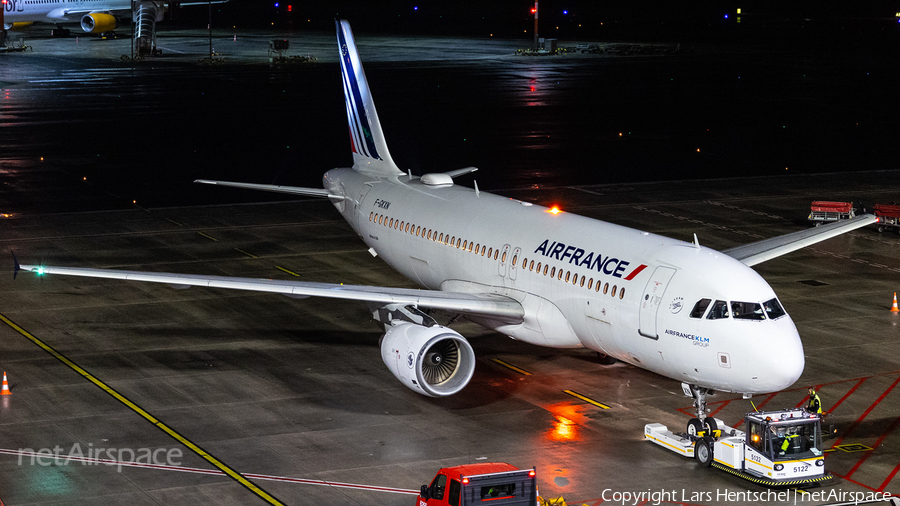 Air France Airbus A320-214 (F-GKXN) | Photo 483875