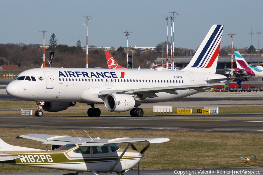 Air France Airbus A320-214 (F-GKXP) | Photo 496727