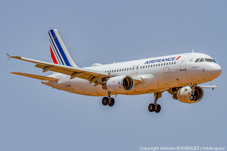 Air France Airbus A320-214 (F-GKXQ) | Photo 456408
