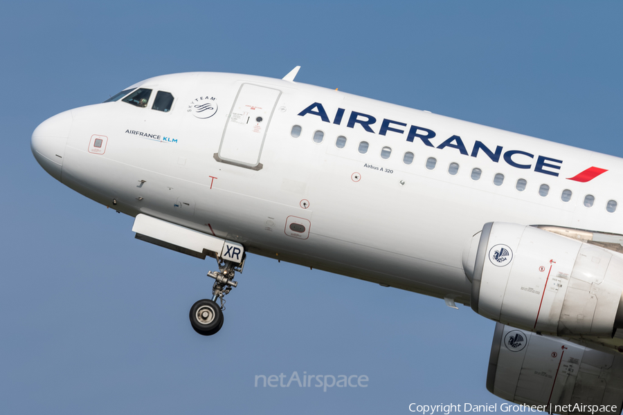 Air France Airbus A320-214 (F-GKXR) | Photo 91097