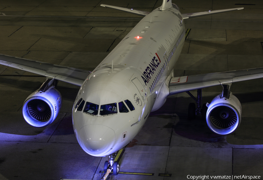 Air France Airbus A320-214 (F-GKXV) | Photo 426017