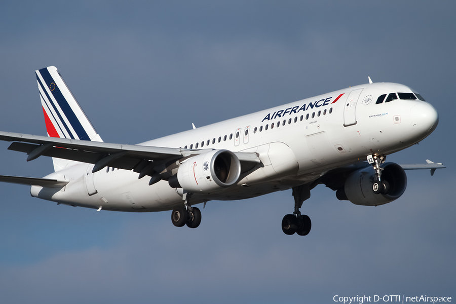 Air France Airbus A320-214 (F-GKXZ) | Photo 409186