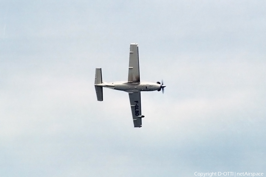 (Private) Socata TBM 700A (F-GLBD) | Photo 230816