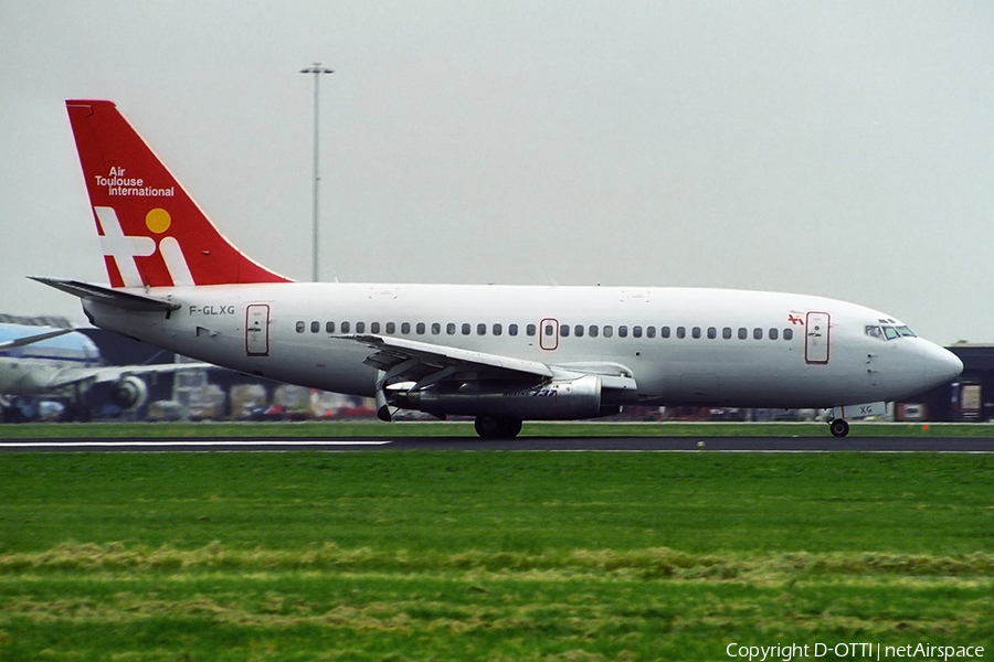 Air Toulouse International Boeing 737-2M8(Adv) (F-GLXG) | Photo 324461