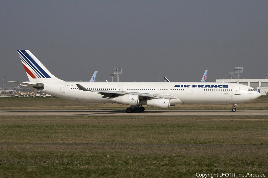 Air France Airbus A340-311 (F-GLZH) | Photo 272833