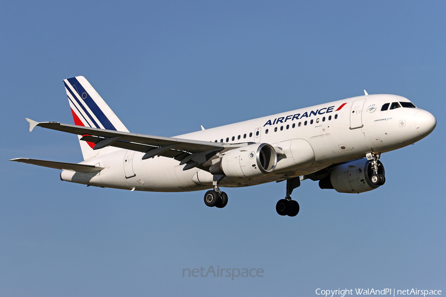 Air France Airbus A319-111 (F-GRHB) | Photo 478631