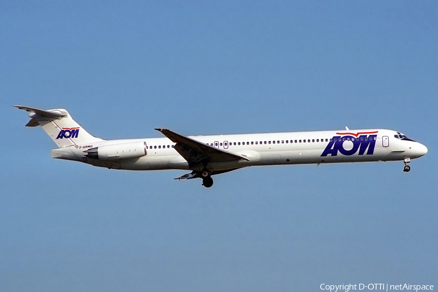 AOM French Airlines McDonnell Douglas MD-83 (F-GRMG) | Photo 270876