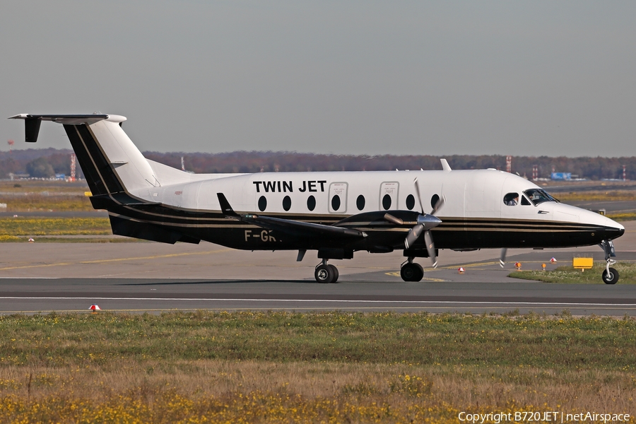 Twin Jet Beech 1900D (F-GRYL) | Photo 409754