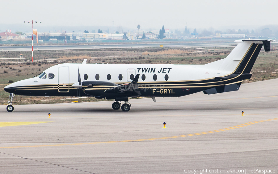 Twin Jet Beech 1900D (F-GRYL) | Photo 213487