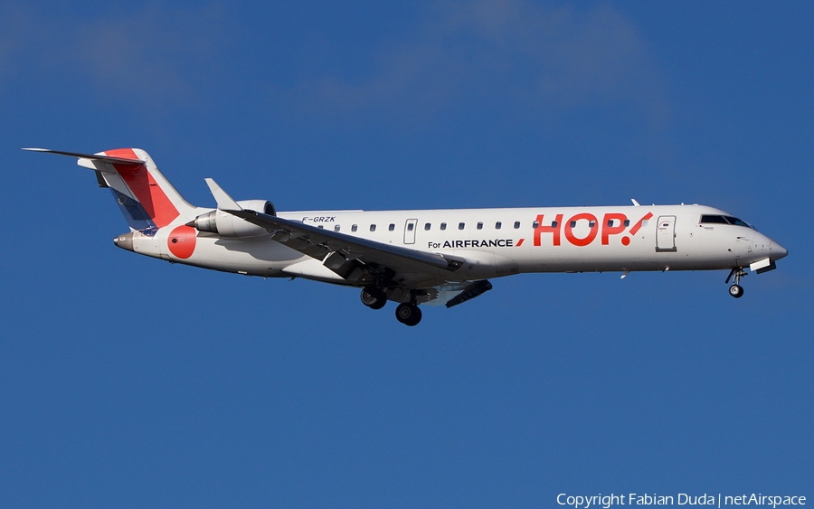 HOP! Bombardier CRJ-701 (F-GRZK) | Photo 355450