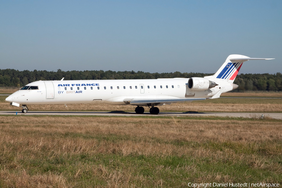 Air France (Brit Air) Bombardier CRJ-702 (F-GRZL) | Photo 529660