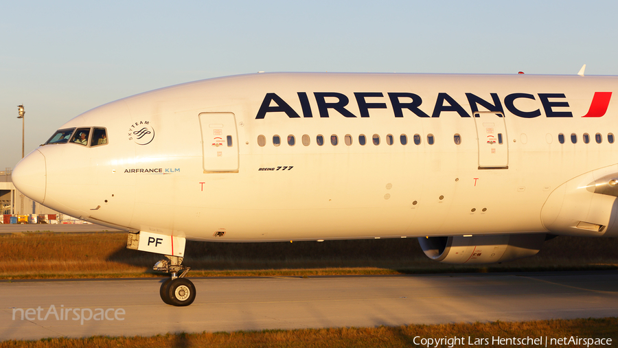 Air France Boeing 777-228(ER) (F-GSPF) | Photo 127424