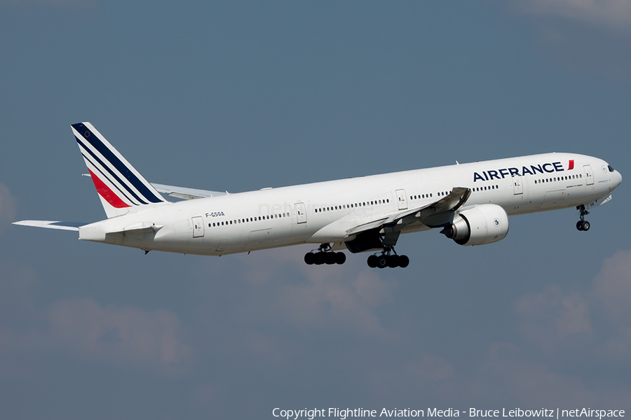 Air France Boeing 777-328(ER) (F-GSQA) | Photo 95571