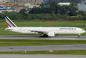 Air France Boeing 777-328(ER) (F-GSQB) at  Sao Paulo - Guarulhos - Andre Franco Montoro (Cumbica), Brazil
