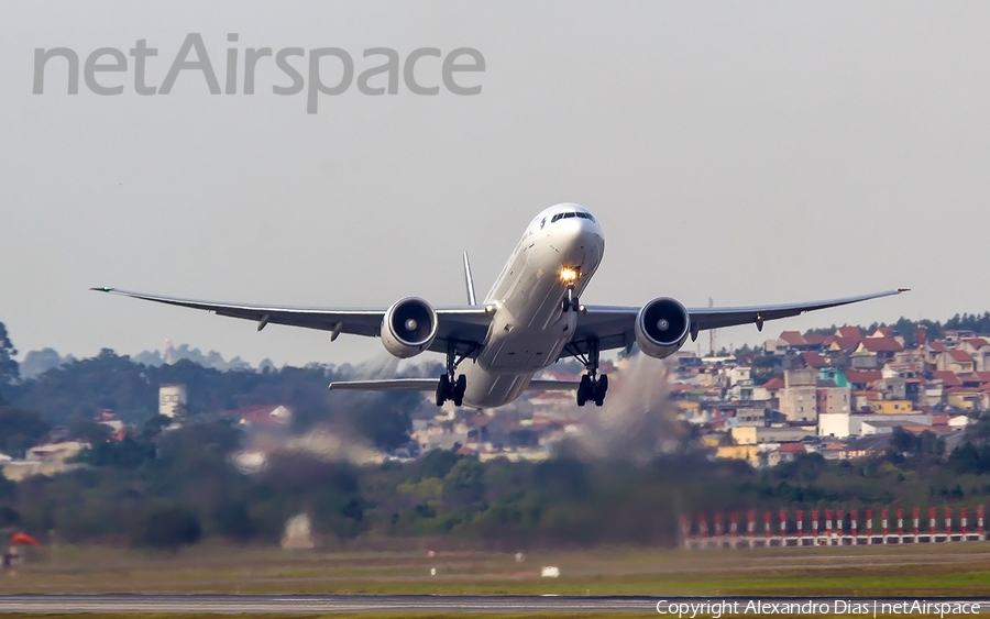 Air France Boeing 777-328(ER) (F-GSQB) | Photo 532847