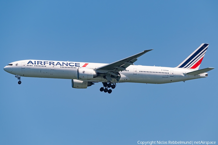 Air France Boeing 777-328(ER) (F-GSQB) | Photo 680869