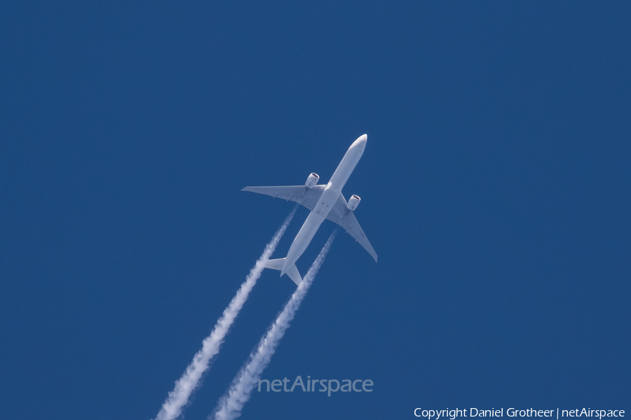 Air France Boeing 777-328(ER) (F-GSQC) | Photo 100688