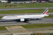 Air France Boeing 777-328(ER) (F-GSQF) at  Sao Paulo - Guarulhos - Andre Franco Montoro (Cumbica), Brazil