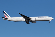 Air France Boeing 777-328(ER) (F-GSQF) at  New York - John F. Kennedy International, United States