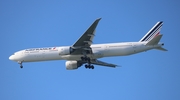 Air France Boeing 777-328(ER) (F-GSQF) at  San Francisco - International, United States