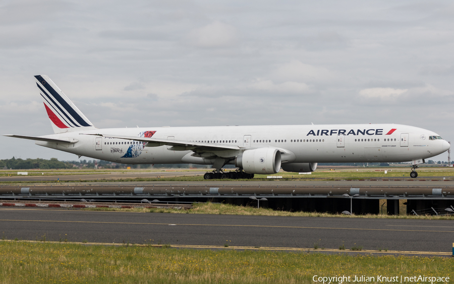 Air France Boeing 777-328(ER) (F-GSQI) | Photo 116042