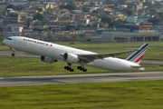 Air France Boeing 777-328(ER) (F-GSQL) at  Sao Paulo - Guarulhos - Andre Franco Montoro (Cumbica), Brazil
