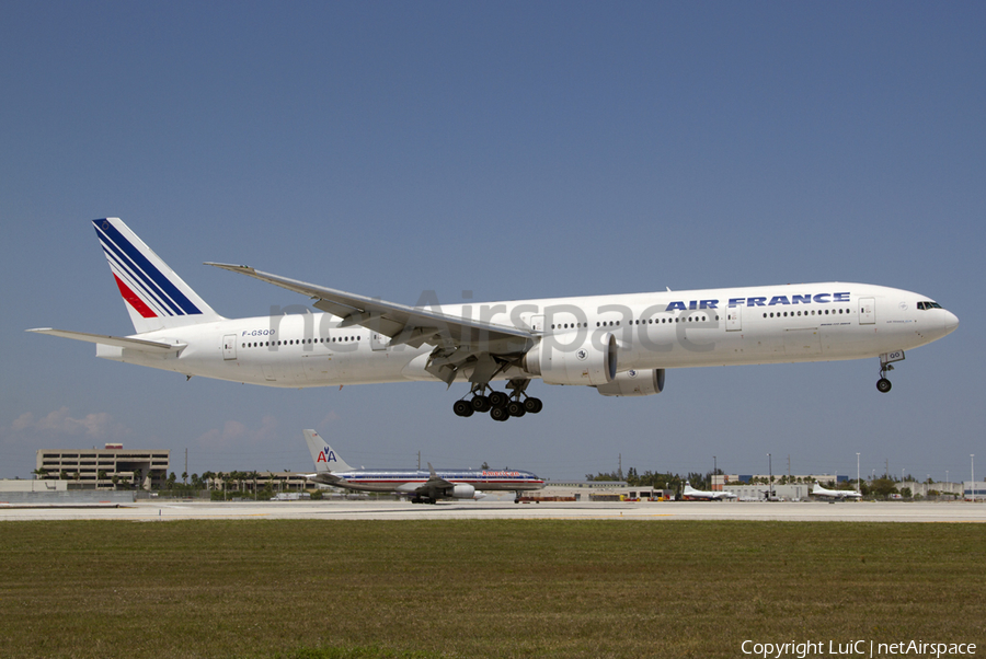 Air France Boeing 777-328(ER) (F-GSQO) | Photo 5414