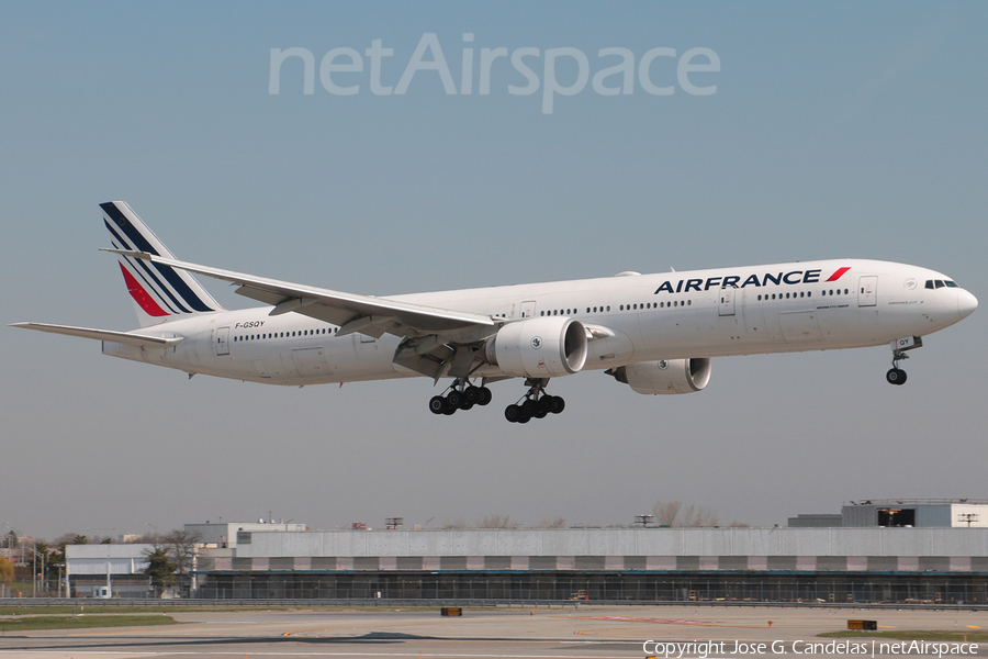 Air France Boeing 777-328(ER) (F-GSQY) | Photo 238117