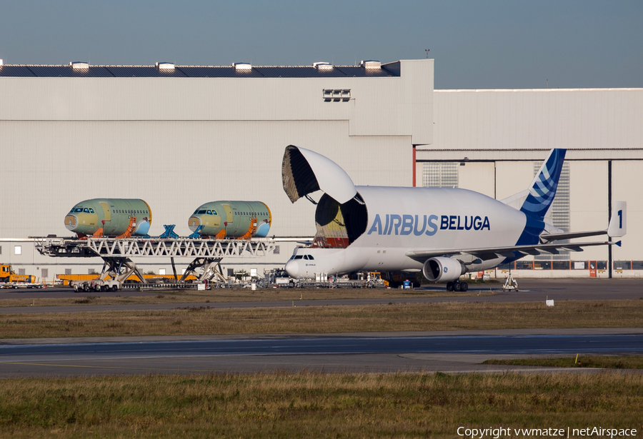 Airbus Transport International Airbus A300B4-608ST (F-GSTA) | Photo 136941