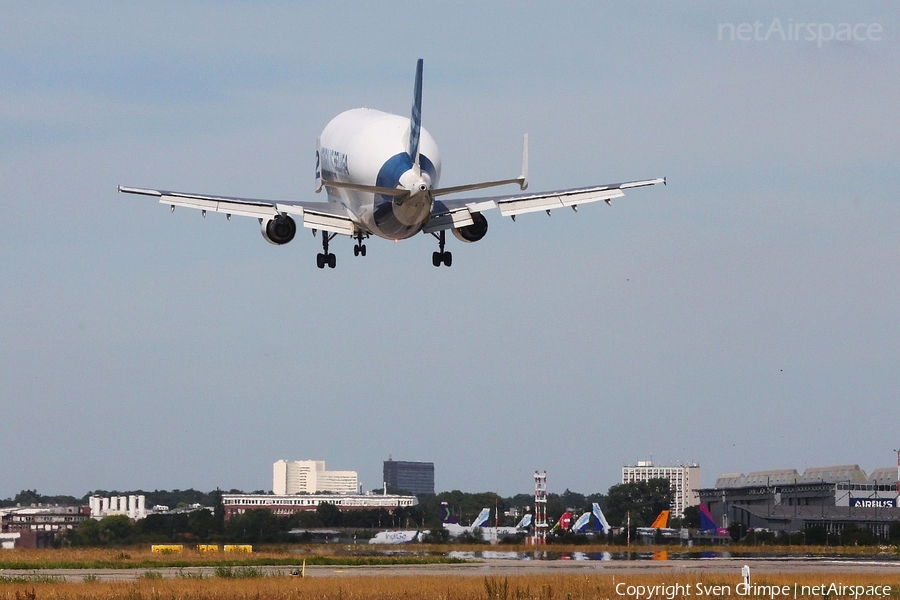 Airbus Transport International Airbus A300B4-608ST (F-GSTB) | Photo 392810