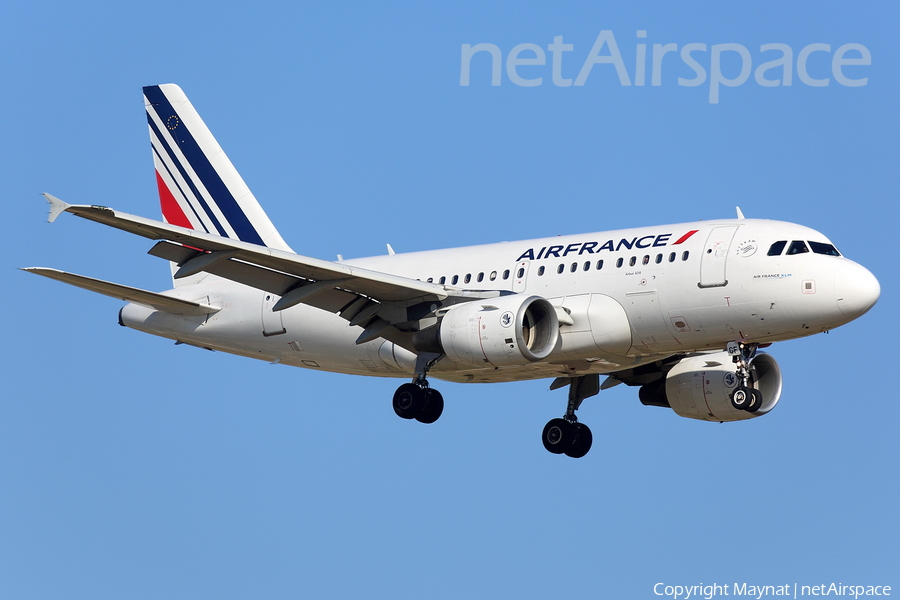 Air France Airbus A318-111 (F-GUGF) | Photo 149660