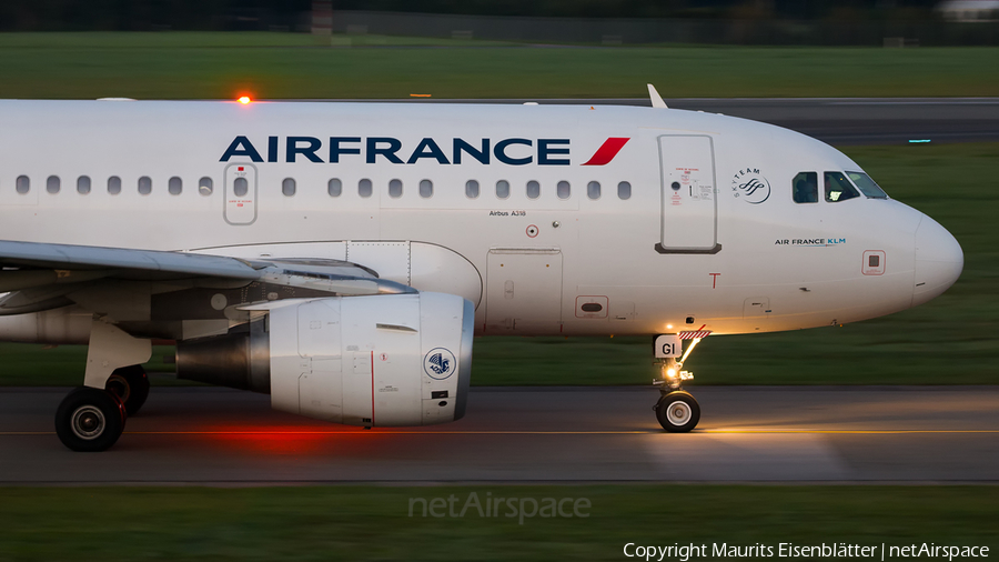 Air France Airbus A318-111 (F-GUGI) | Photo 123287
