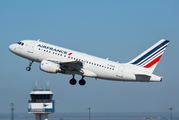 Air France Airbus A318-111 (F-GUGQ) at  Lisbon - Portela, Portugal