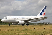Air France Airbus A318-111 (F-GUGR) at  Paris - Charles de Gaulle (Roissy), France
