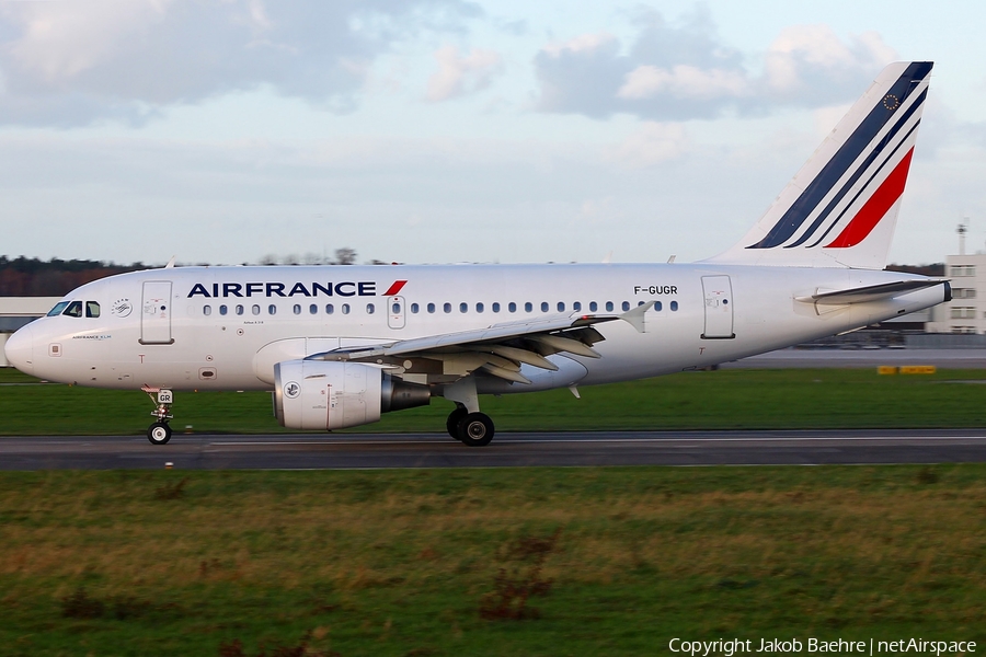 Air France Airbus A318-111 (F-GUGR) | Photo 199394