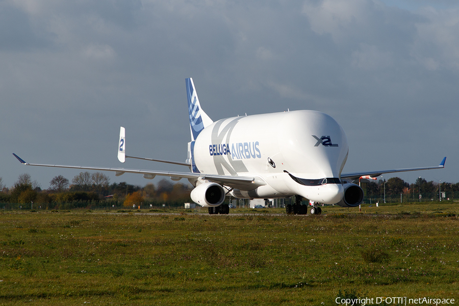 Airbus Transport International Airbus A330-743L Beluga XL (F-GXLH) | Photo 409270