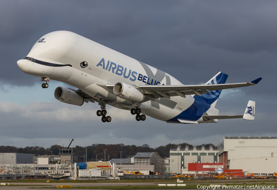 Airbus Transport International Airbus A330-743L Beluga XL (F-GXLH) | Photo 409321