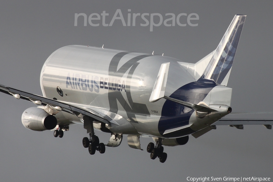 Airbus Transport International Airbus A330-743L Beluga XL (F-GXLH) | Photo 409322