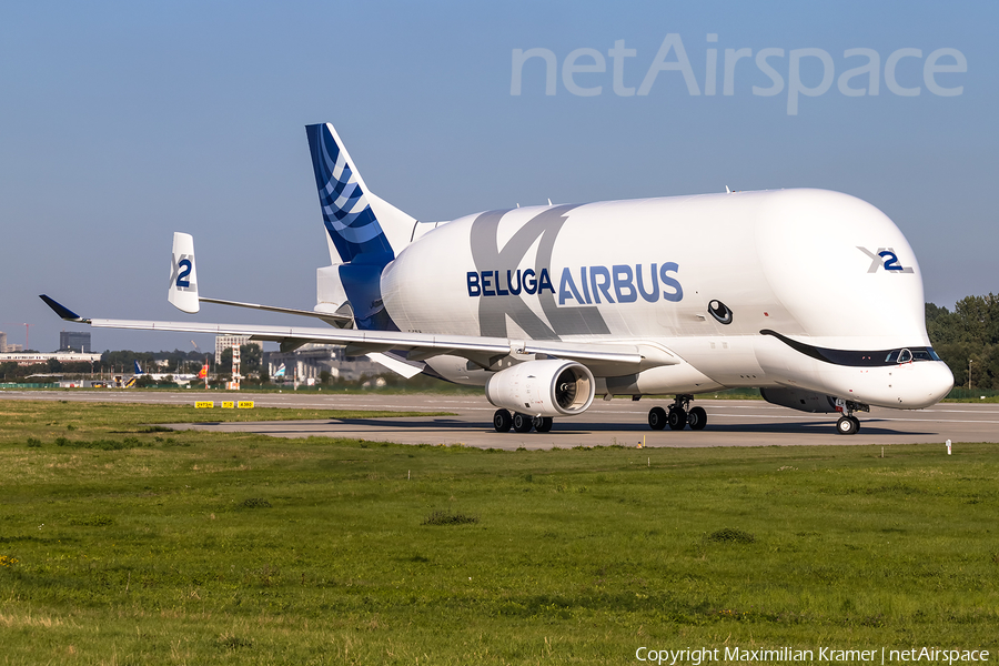 Airbus Transport International Airbus A330-743L Beluga XL (F-GXLH) | Photo 521018