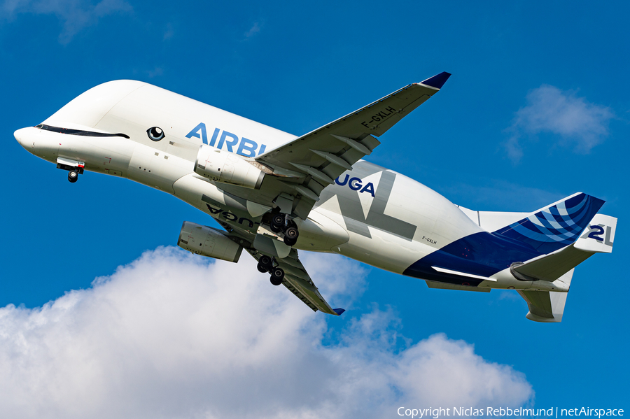 Airbus Transport International Airbus A330-743L Beluga XL (F-GXLH) | Photo 529613