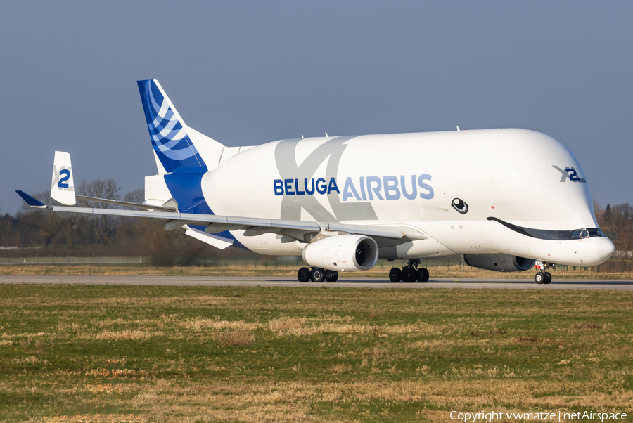 Airbus Transport International Airbus A330-743L Beluga XL (F-GXLH) | Photo 614152