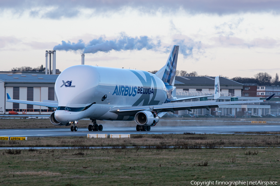 Airbus Transport International Airbus A330-743L Beluga XL (F-GXLI) | Photo 425847