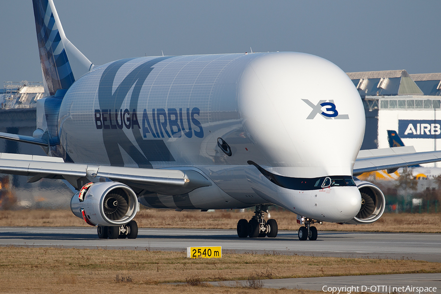 Airbus Transport International Airbus A330-743L Beluga XL (F-GXLI) | Photo 433857