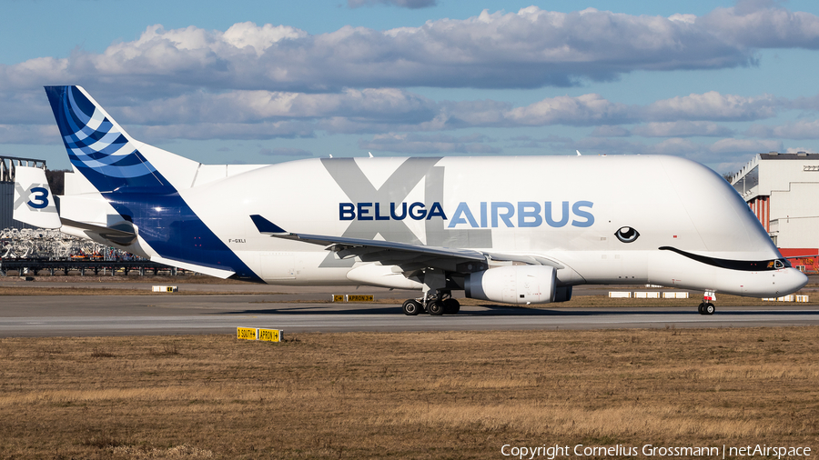 Airbus Transport International Airbus A330-743L Beluga XL (F-GXLI) | Photo 434939